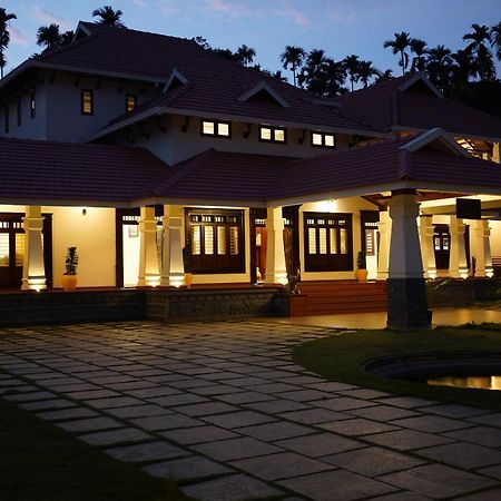 Hotel Wayanad Mace Mansion Kenichira Exterior foto