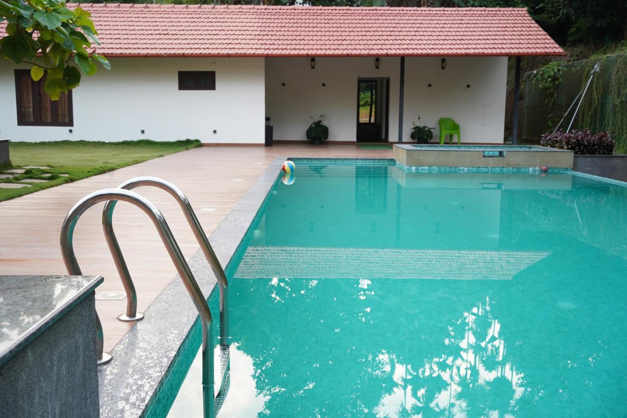 Hotel Wayanad Mace Mansion Kenichira Exterior foto